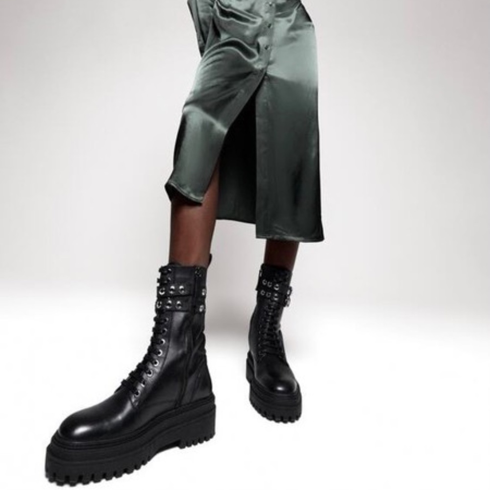 Zara Black New Low Heel Leather Lug Combat Moto Boots Blogger Favorite